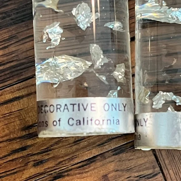 Midcentury Modern Lucite Decorative candle sticks - Picture 4 of 4